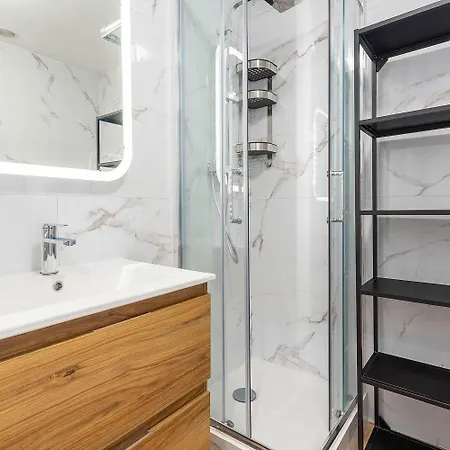 Appartement Grand 4 Couchages Quartier Musiciens Nice